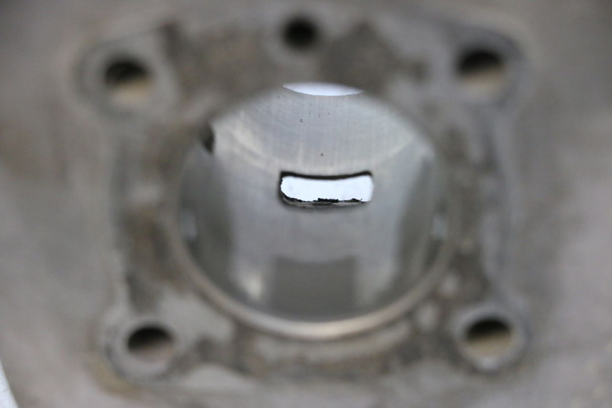 photo de CYLINDER PEUGEOT 103 SPX CLIP 50 (1989 - 1992) - Bevestigingspunten