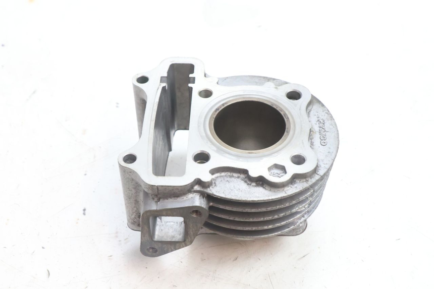 photo de CYLINDER KYMCO AGILITY 16+ 4T 50 (2018 - 2023) - Detail van het onderdeel