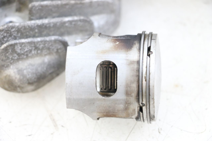 photo de CILINDER PEUGEOT BUXY 50 (1993 - 1998) - Visuele inspectie