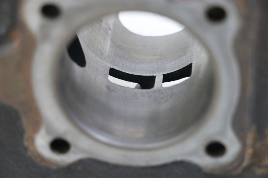 photo de CILINDER PEUGEOT BUXY 50 (1993 - 1998) - Bevestigingspunten