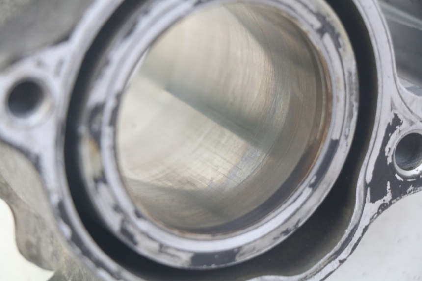 photo de CILINDER HONDA FES PANTHEON 125 (2003 - 2007) - Zoom op gebruiksstaat