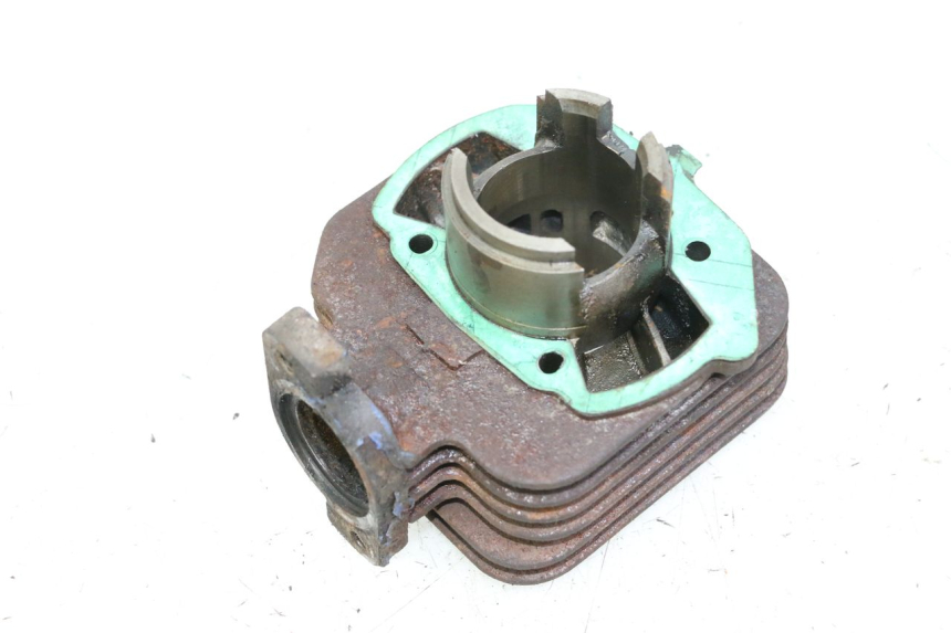 photo de CILINDER PEUGEOT KISBEE 2T 50 (2010 - 2017) - Bevestigingspunten