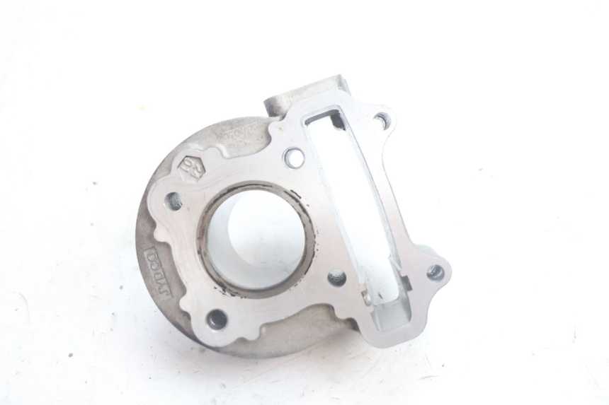 photo de CYLINDER PEUGEOT KISBEE 4T 50 (2010 - 2017) - Zoom op gebruiksstaat