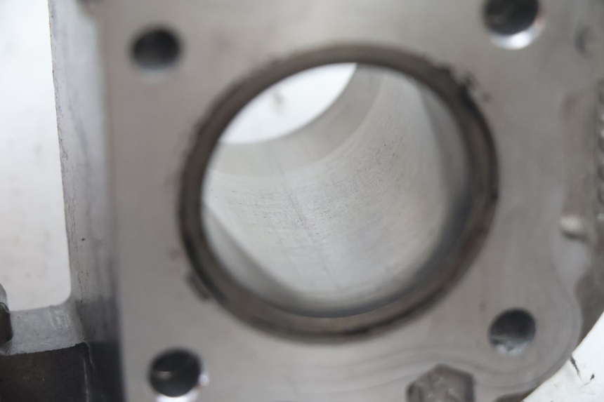 photo de CYLINDER PEUGEOT KISBEE 4T 50 (2010 - 2017) - Overzicht