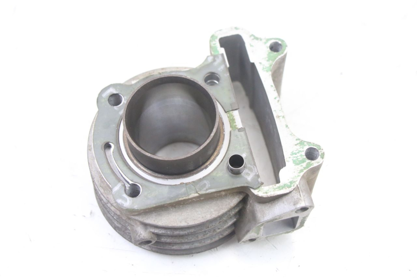 photo de CILINDER PEUGEOT KISBEE 4T 50 (2018 - 2022) - Markeringen en referenties