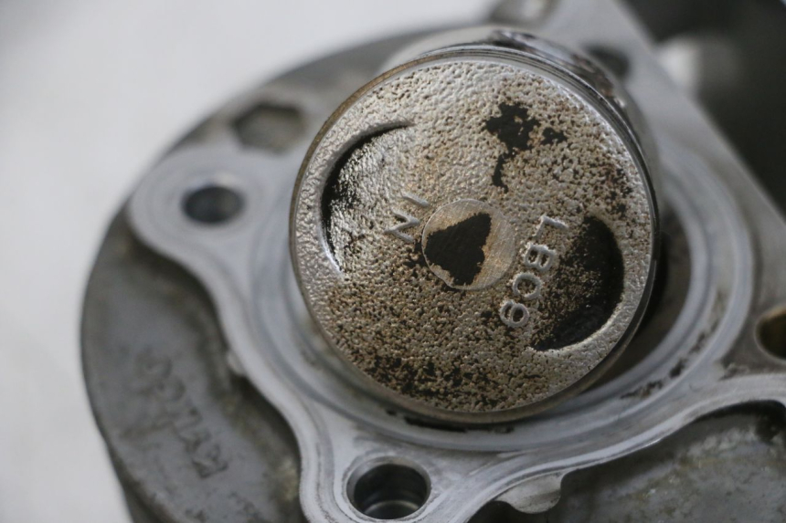 photo de CILINDER ZUIGER KYMCO AGILITY 16+ 4T 50 (2018 - 2023) - Zoom op componenten