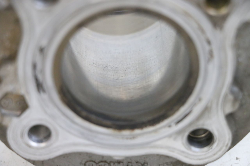 photo de CILINDER ZUIGER KYMCO AGILITY 16+ 4T 50 (2018 - 2023) - Bevestigingspunten