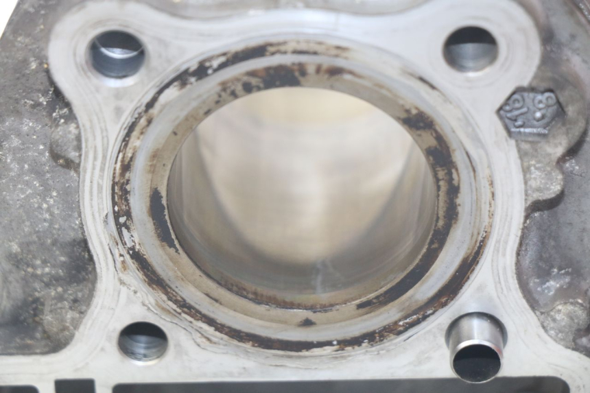 photo de CILINDER ZUIGER KYMCO AGILITY 4T 50 (2018 - 2022) - Andere kijkhoek