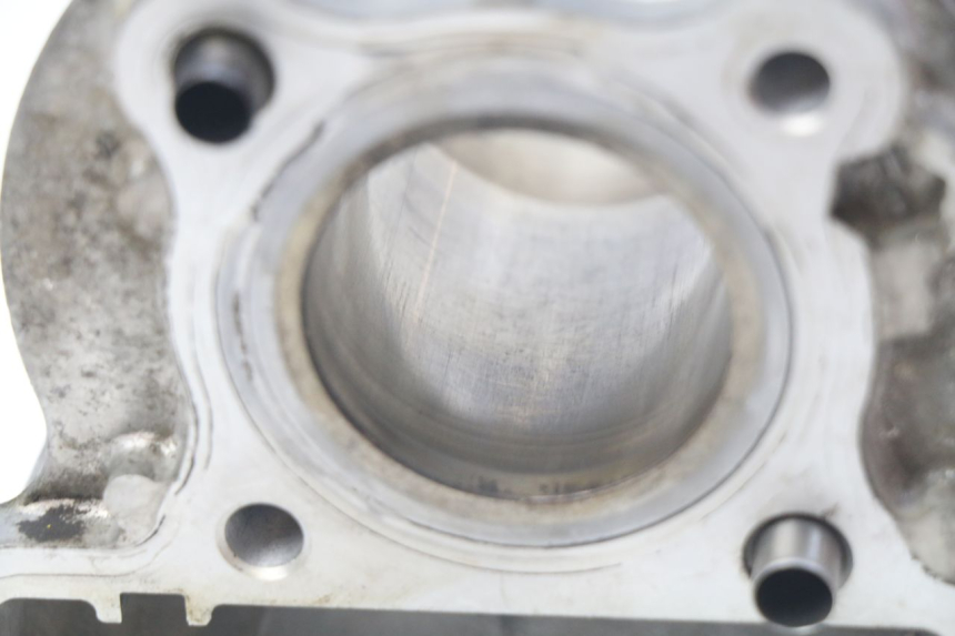 photo de CILINDER ZUIGER KYMCO AGILITY 4T 50 (2005 - 2018) - Andere kijkhoek