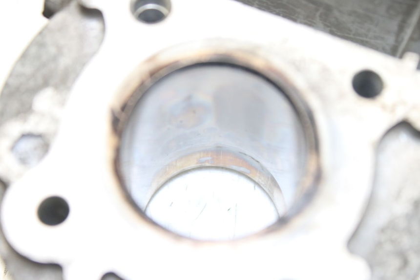 photo de CILINDER ZUIGER KYMCO AGILITY 4T 50 (2005 - 2018) - Bevestigingspunten