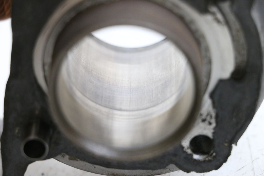 photo de CILINDER ZUIGER KYMCO AGILITY 4T 50 (2005 - 2018) - Andere kijkhoek