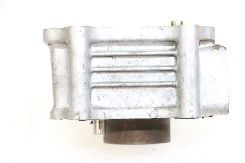 photo de CILINDER ZUIGER KYMCO AGILITY 4T 50 (2005 - 2018) - Bevestigingspunten