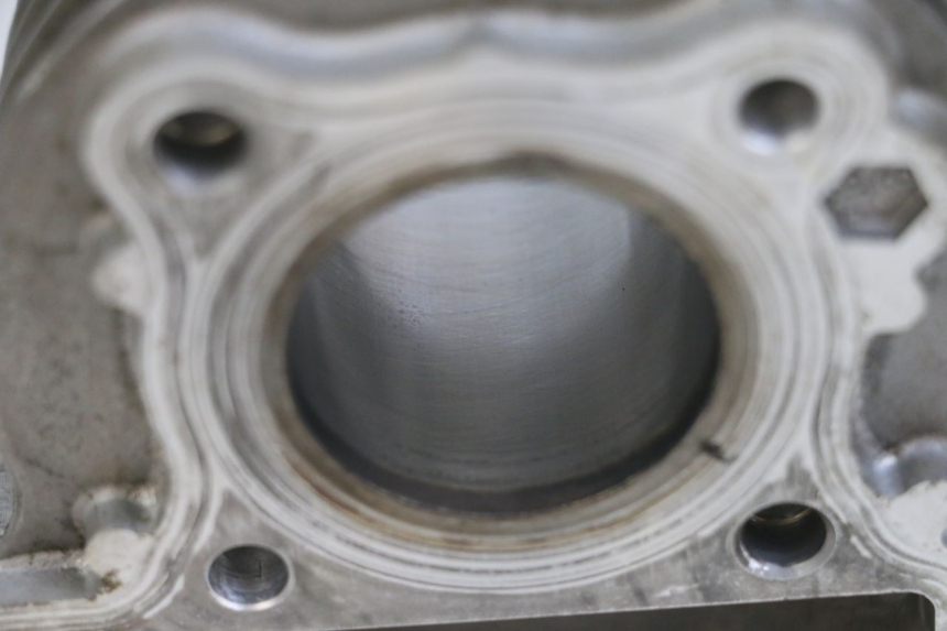 photo de CILINDER ZUIGER KYMCO AGILITY 4T 50 (2018 - 2022) - Andere kijkhoek