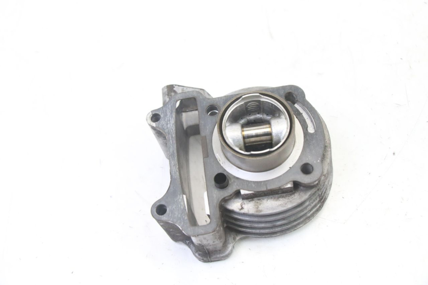 photo de CILINDER ZUIGER KYMCO AGILITY 4T 50 (2018 - 2022) - Overzicht