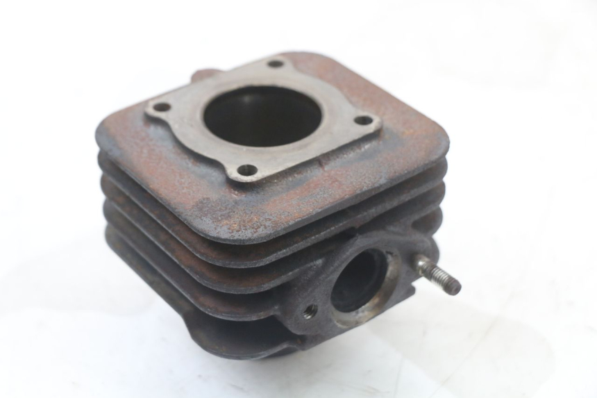 photo de CILINDER ZUIGER APRILIA SR MOTARD 50 (2012 - 2018) - Zoom op gebruiksstaat