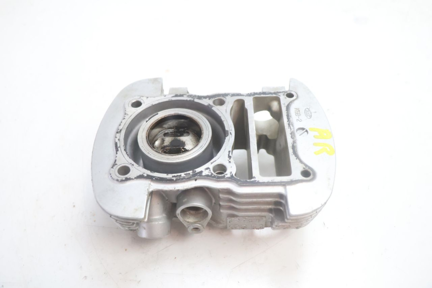 photo de ACHTERSTE PISTOONCYLINDER HONDA XLV VARADERO 125 (2007 - 2012) - Andere kijkhoek