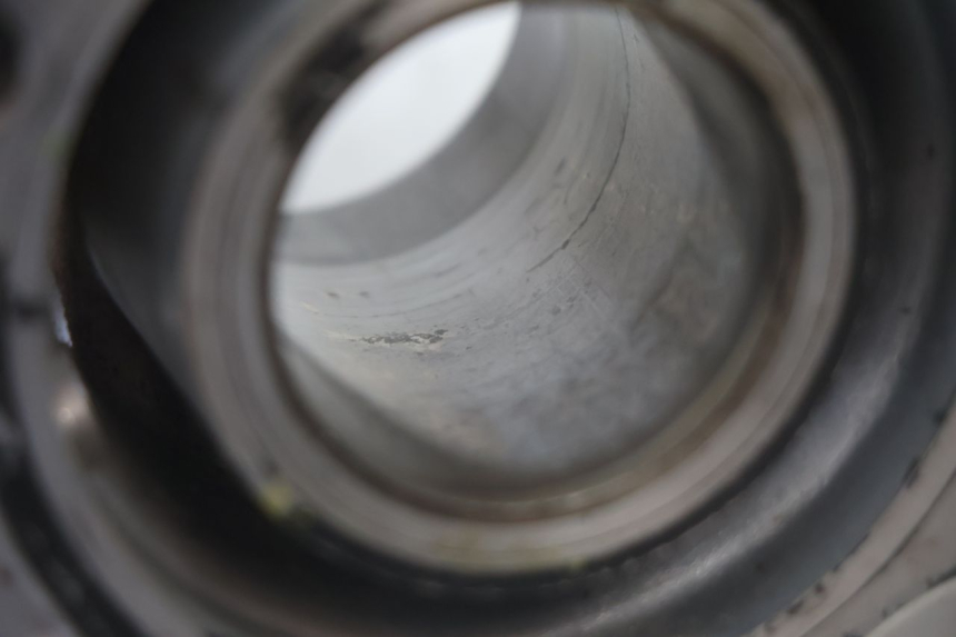 photo de VOORSTE PISTONCYLINDER HONDA XLV VARADERO 125 (2007 - 2012) - Zoom op componenten