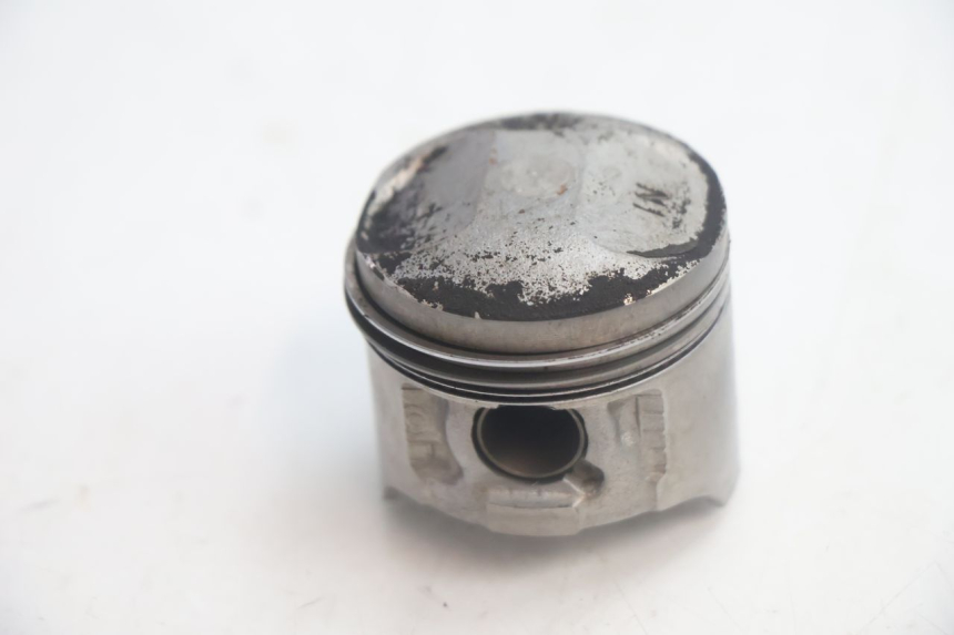 photo de VOORSTE PISTONCYLINDER HONDA XLV VARADERO 125 (2007 - 2012) - Focus op structuur