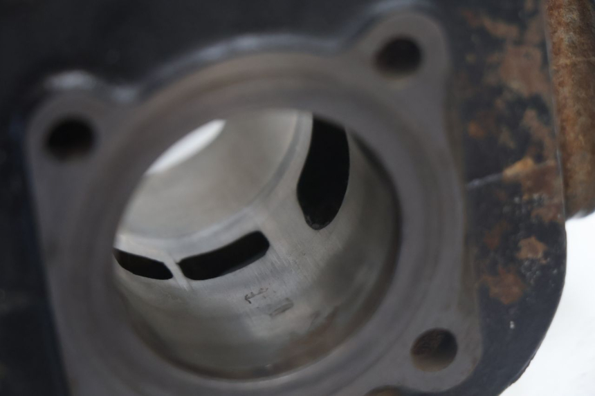 photo de CYLINDER PISTOON MBK BOOSTER SPIRIT 50 (1996 - 1999) - Hoofdaanzicht