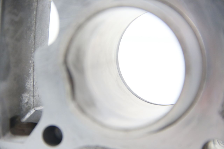 photo de CILINDER ZUIGER SUZUKI BURGMAN 125 (2007 - 2014) - Detailaanzicht