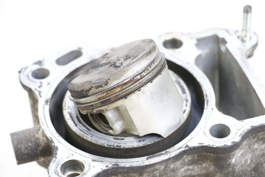 photo de CILINDER ZUIGER SUZUKI BURGMAN 125 (2007 - 2014) - Kenmerkende details