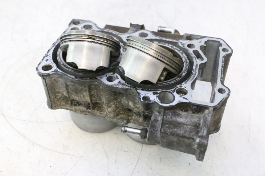 photo de CYLINDER PISTOON SUZUKI BURGMAN EXECUTIVE ABS 650 (2006 - 2012) - Visuele inspectie