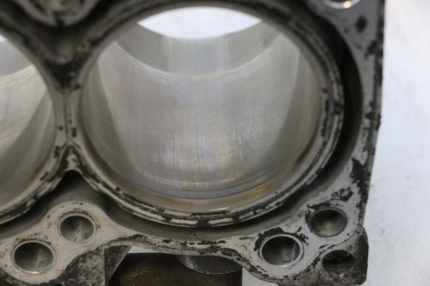 photo de CYLINDER PISTOON SUZUKI BURGMAN EXECUTIVE ABS 650 (2006 - 2012) - Andere kijkhoek