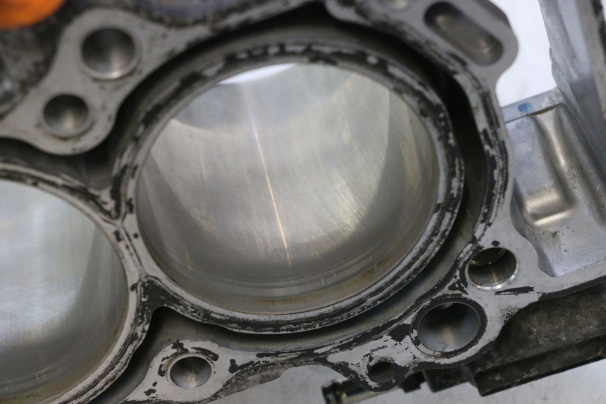photo de CYLINDER PISTOON SUZUKI BURGMAN EXECUTIVE ABS 650 (2006 - 2012) - Gecontroleerd onderdeel