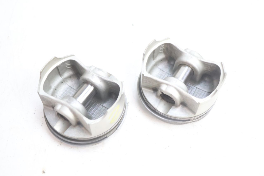 photo de CYLINDER PISTOON SUZUKI BURGMAN EXECUTIVE ABS 650 (2006 - 2012) - Kenmerkende details