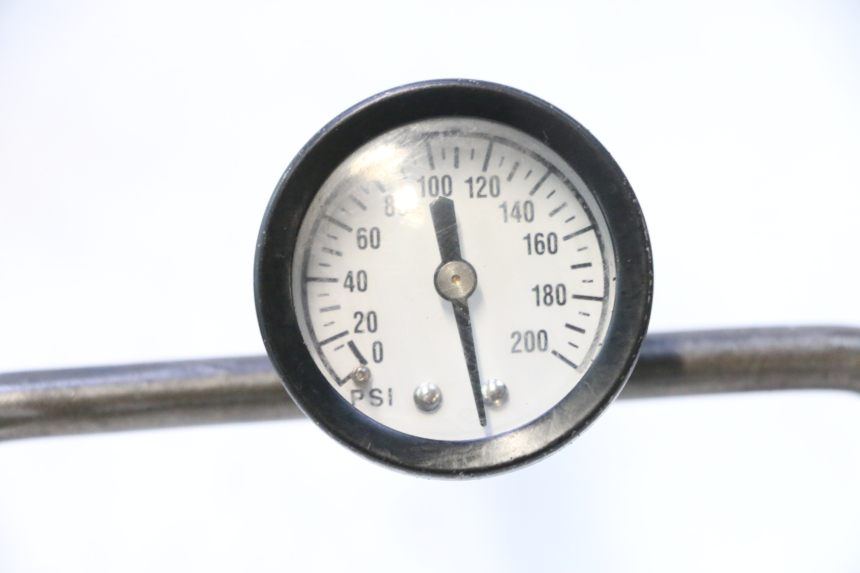 photo de CYLINDER PISTOON SUZUKI BURGMAN EXECUTIVE ABS 650 (2006 - 2012) - Zoom op gebruiksstaat