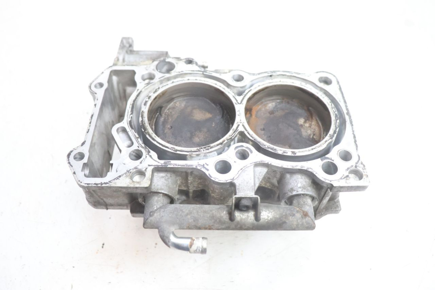 photo de CYLINDER PISTOON SUZUKI BURGMAN EXECUTIVE ABS 650 (2006 - 2012) - Technische close-up