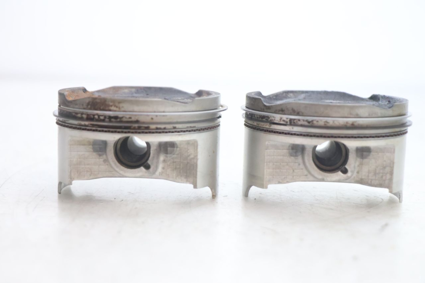 photo de CYLINDER PISTOON SUZUKI BURGMAN EXECUTIVE ABS 650 (2006 - 2012) - Bevestigingspunten