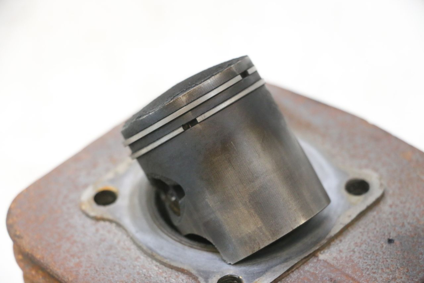 photo de CYLINDER PISTOON PEUGEOT CITYSTAR 2T 50 (2018 - 2021) - Profielaanzicht