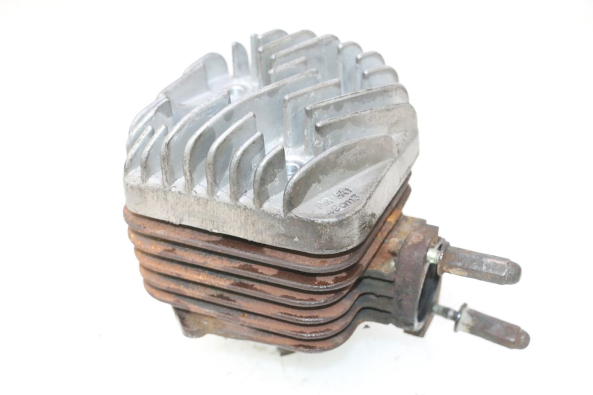 photo de CYLINDER PISTOON PEUGEOT CITYSTAR 2T 50 (2018 - 2021) - Andere kijkhoek