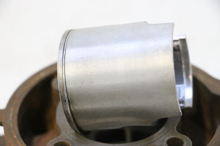 photo de CYLINDER PISTOON HM HONDA CRM DERAPAGE RR 50 (2006 - 2017) - Alternatieve hoek