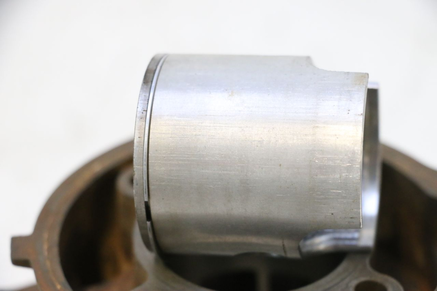 photo de CYLINDER PISTOON HM HONDA CRM DERAPAGE RR 50 (2006 - 2017) - Zoom op kwaliteit