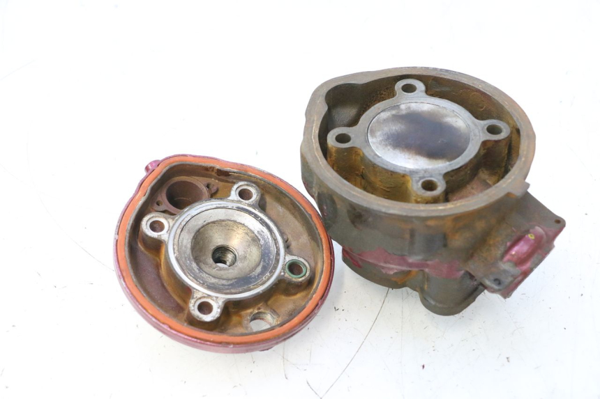 photo de CYLINDER PISTOON HM HONDA CRM DERAPAGE RR 50 (2006 - 2017) - Andere kijkhoek