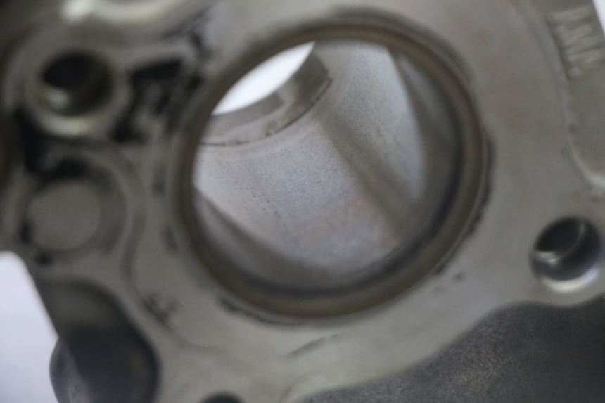 photo de CILINDER ZUIGER SYM CROX 4T 50 (2016 - 2023) - Bevestigingspunten