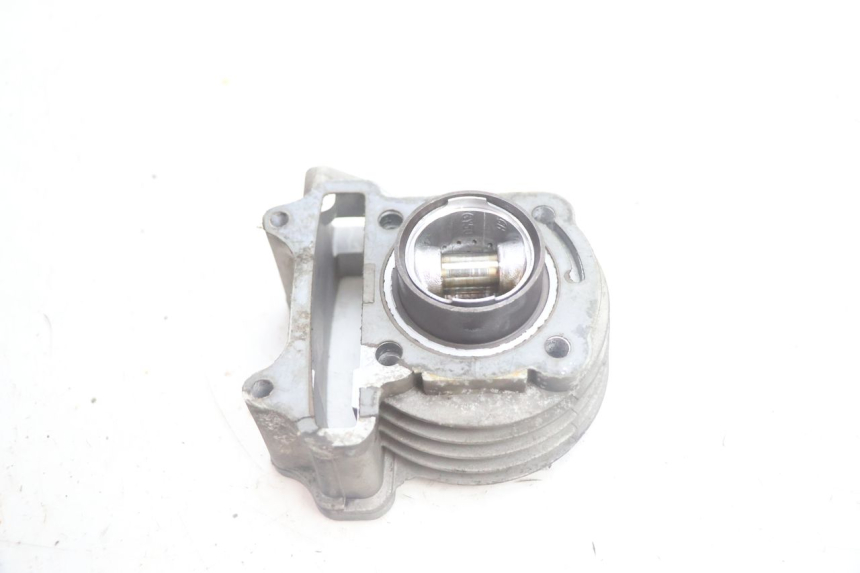 photo de CYLINDER PISTOON JM MOTORS EVOLIS 4T 50 (2018 - 2022) - Bevestigingspunten