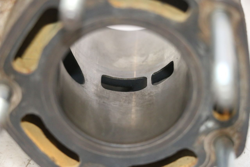 photo de CYLINDER PISTOON HONDA FES PANTHEON 2T 125 (1998 - 2002) - Markeringen en referenties