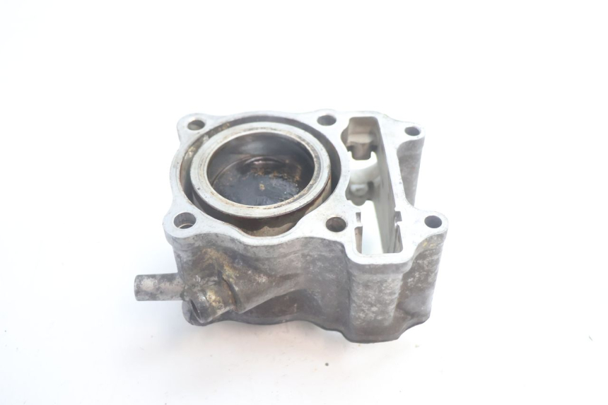 photo de CILINDER ZUIGER HONDA FES S-WING SWING ABS 125 (2007 - 2015) - Technische close-up