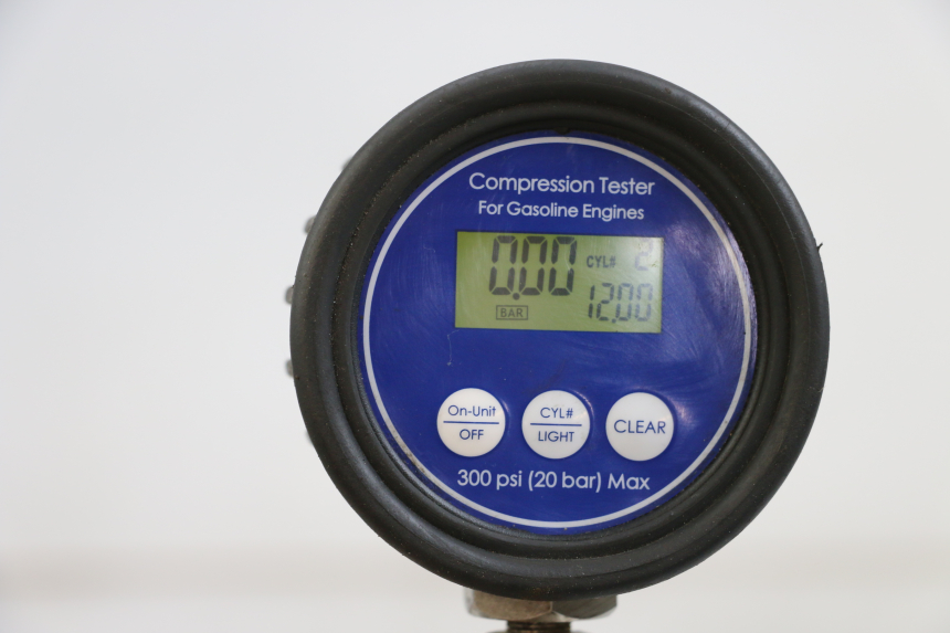 photo de CILINDER ZUIGER HONDA FJS SILVER WING SILVERWING 400 (2005 - 2008) - Focus op structuur