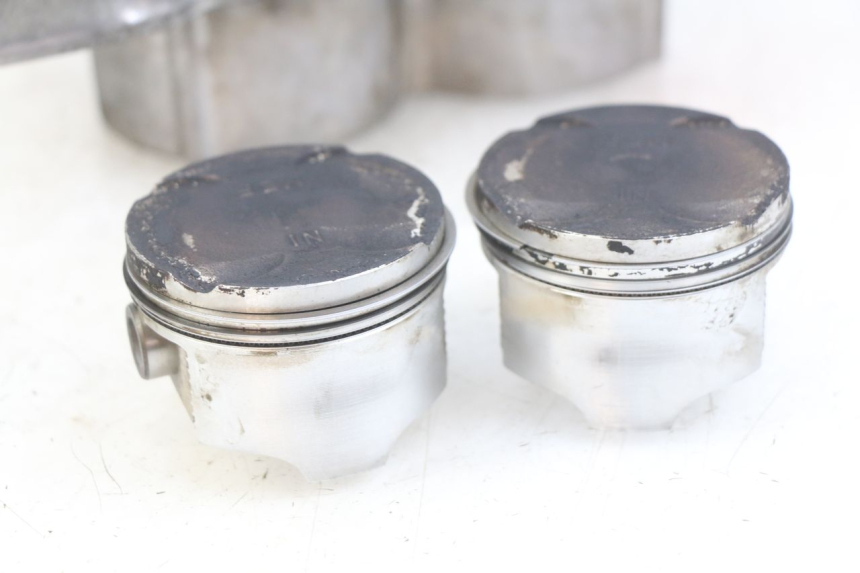 photo de CILINDER ZUIGER HONDA FJS SILVERWING SILVER WING 400 (2009 - 2016) - Alternatieve hoek