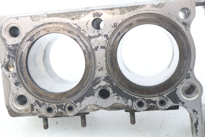 photo de CILINDER ZUIGER SUZUKI GSF S BANDIT 600 (2000 - 2004) - Detail van het onderdeel