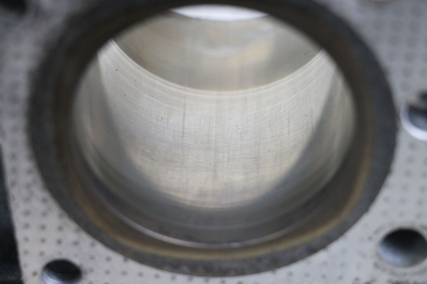 photo de CILINDER ZUIGER SUZUKI GSX E 250 (1982 - 1983) - Markeringen en referenties