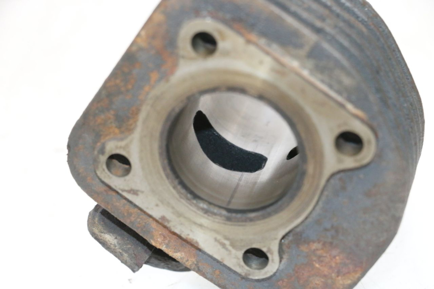 photo de CYLINDER PISTOON RIDE JUMP 2T 50 (2012 - 2017) - Bevestigingspunten