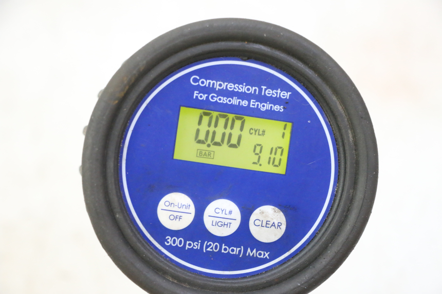 photo de CILINDER ZUIGER PEUGEOT KISBEE 2T 50 (2010 - 2017) - Bevestigingspunten