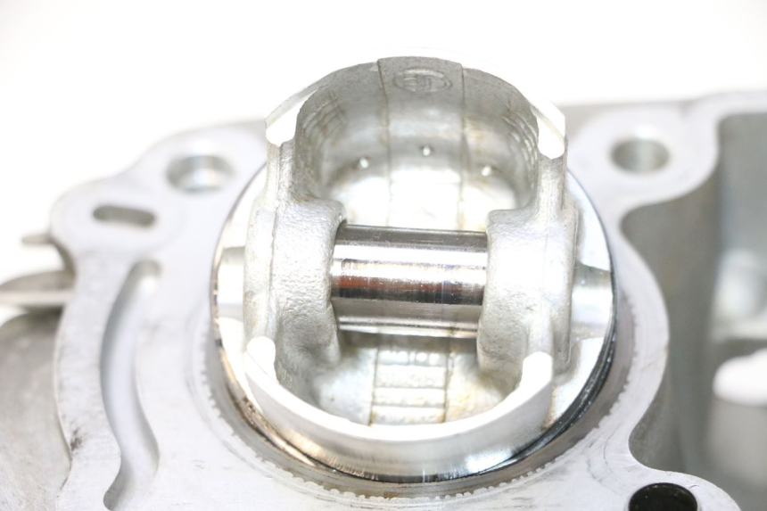 photo de CYLINDER PISTOON PIAGGIO LIBERTY IGET S 125 (2016 - 2020) - Focus op structuur