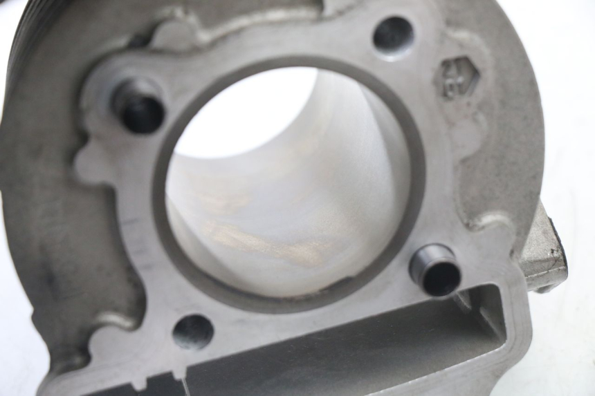 photo de CILINDER ZUIGER LONGJIA SHARPY 125 (2020 - 2024) - Kenmerkende details