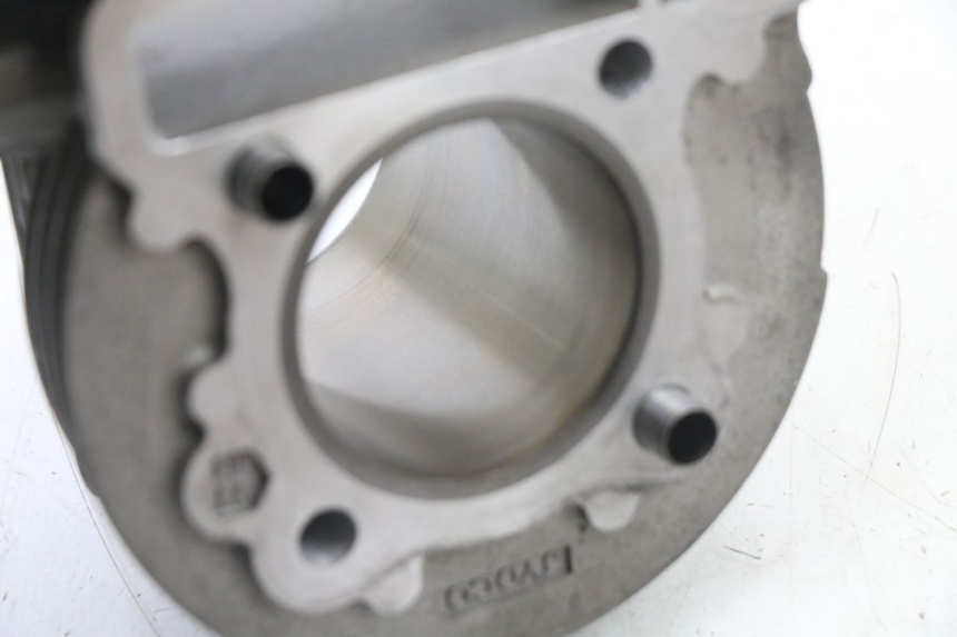 photo de CILINDER ZUIGER LONGJIA SHARPY 125 (2020 - 2024) - Markeringen en referenties